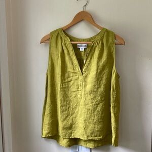 Velvet Tacy sleeveless blouse, size small, color Dandelion